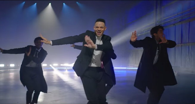 Tauren Wells sets off 'joy bomb' with new single - ReachFM: Peace ...